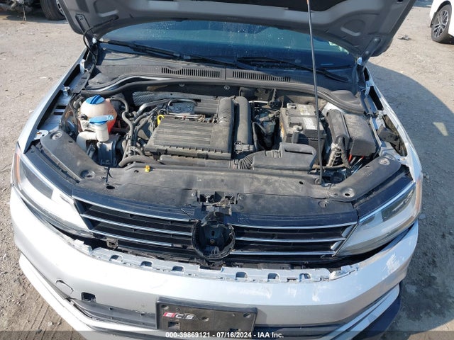 3VW167AJ2GM291608 Volkswagen Jetta 1.4t S