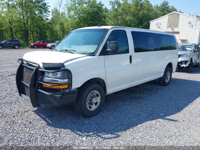 Chevrolet Express 3500 Lt 2018 1GAZGPFG2J1291282 Image 2