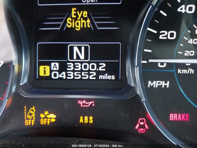 Subaru Forester 2.5i Premium 2018 JF2SJAGC0JH600775 Image 16