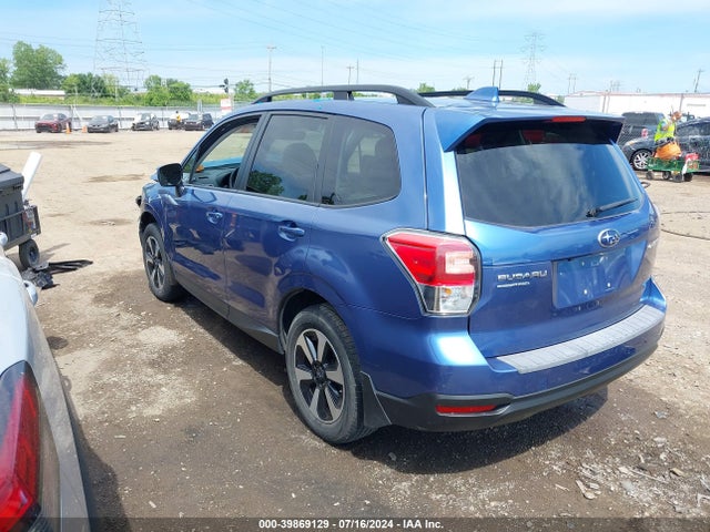 Subaru Forester 2.5i Premium 2018 JF2SJAGC0JH600775 Image 3