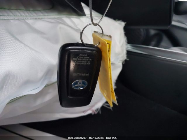 JTDKAMFU4M3149815 Toyota Prius Le