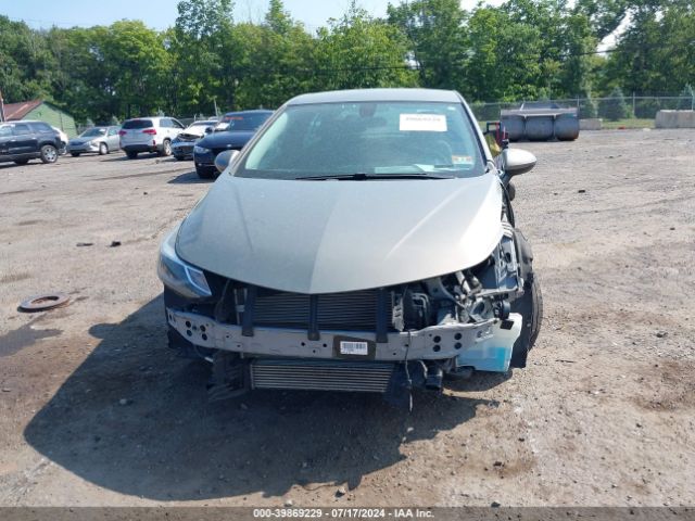 1G1BE5SM9H7122004 Chevrolet Cruze Lt Auto