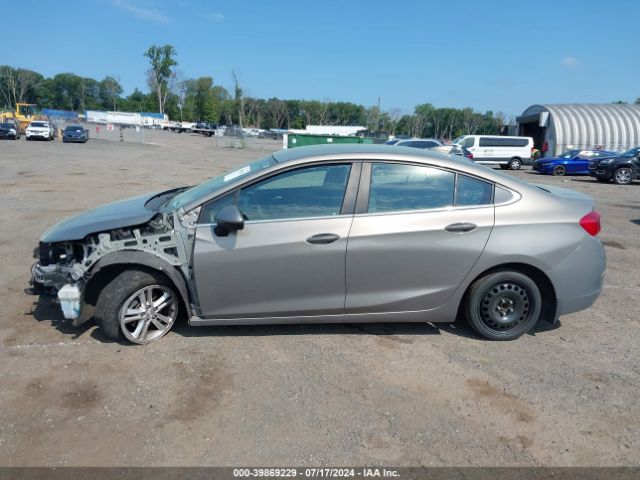 1G1BE5SM9H7122004 Chevrolet Cruze Lt Auto