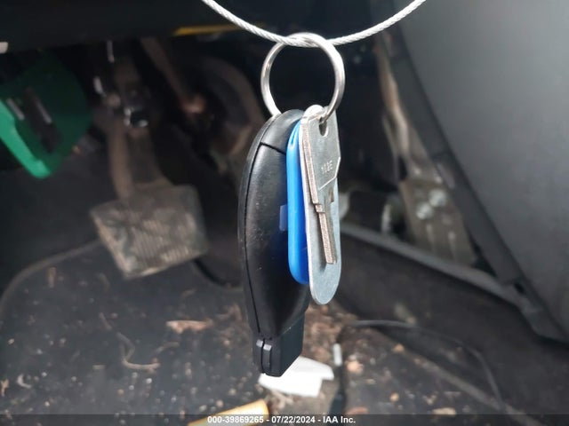 1C4PJMAB5FW661516 Jeep Cherokee Sport