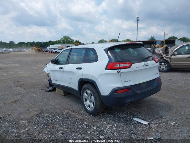 1C4PJMAB5FW661516 Jeep Cherokee Sport