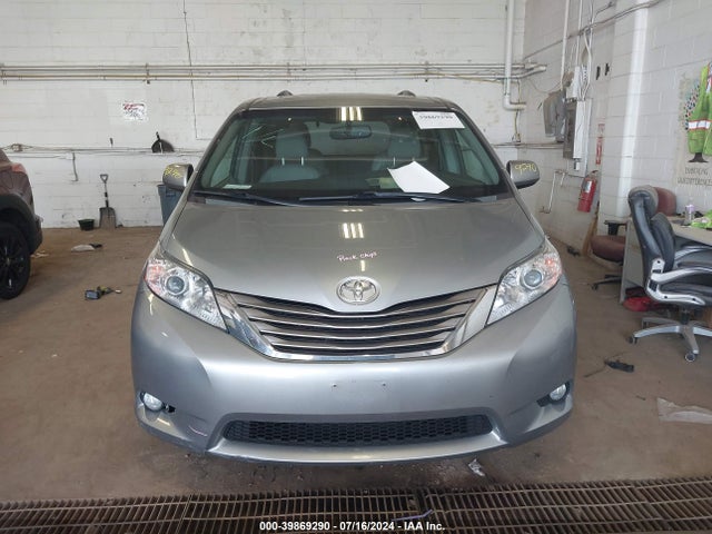 Toyota Sienna Xle 7 Passenger 2015 5TDDK3DC9FS109760 Image 12