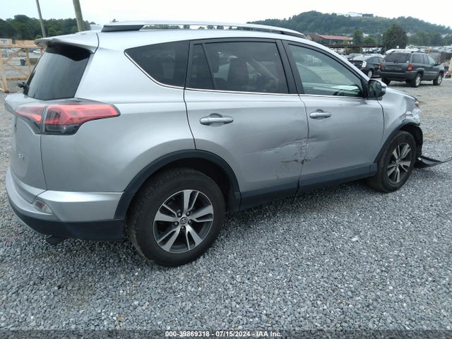 Toyota Rav4 Xle 2017 2T3WFREV3HW360923 Image 4