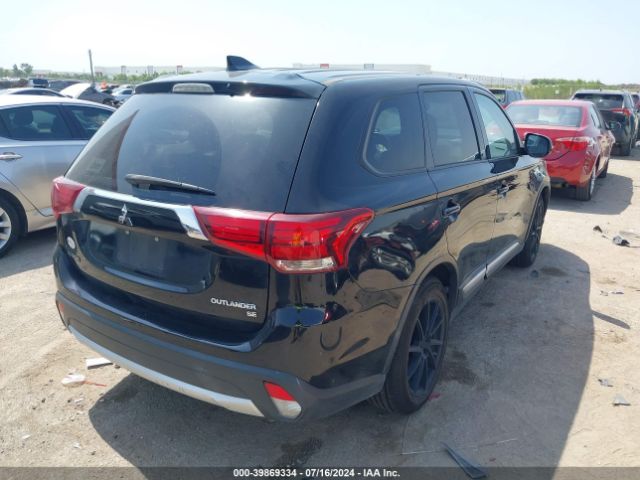 JA4AD3A35JJ004263 Mitsubishi Outlander Se