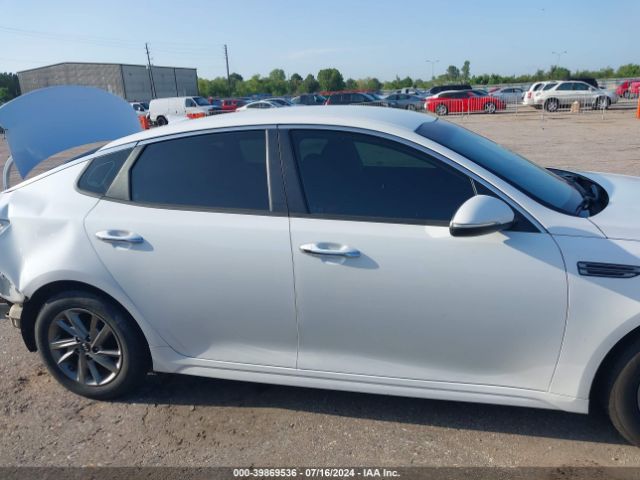 5XXGT4L38KG301068 KIA Optima Lx