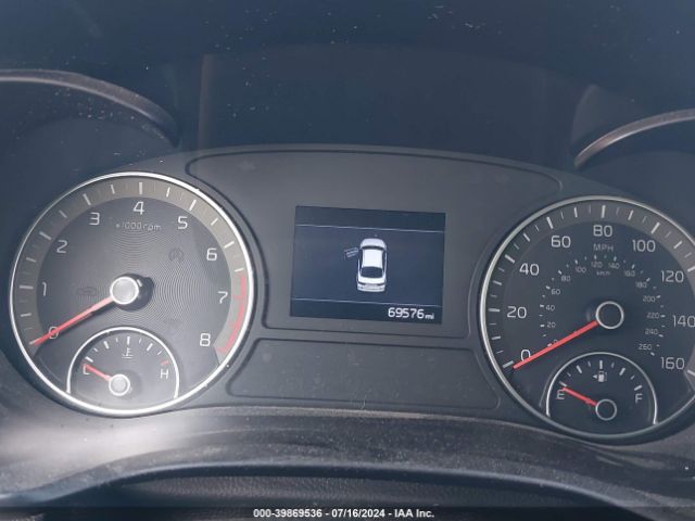 5XXGT4L38KG301068 KIA Optima Lx