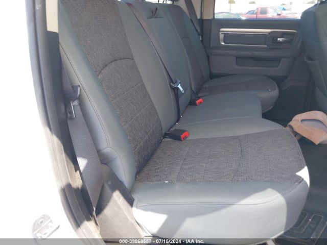 1C6RR6LG5HS598604 RAM 1500 Big Horn  4x2 5'7 Box