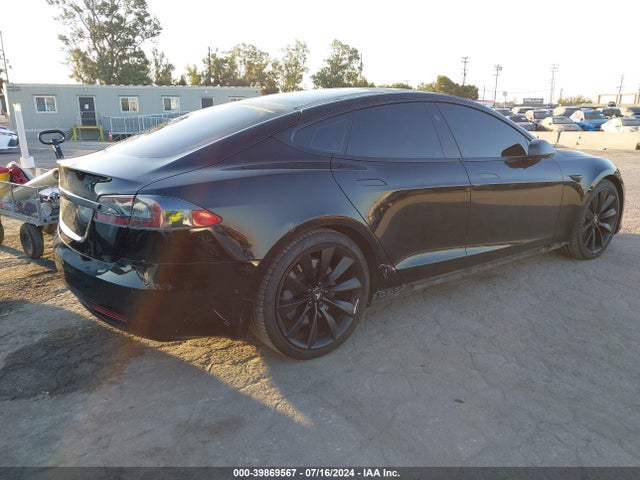 5YJSA1E12HF215812 Tesla Model S 60/75