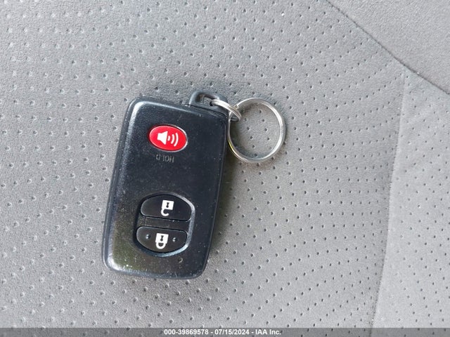 Toyota Prius Two 2015 JTDKN3DU3F1926548 Image 11