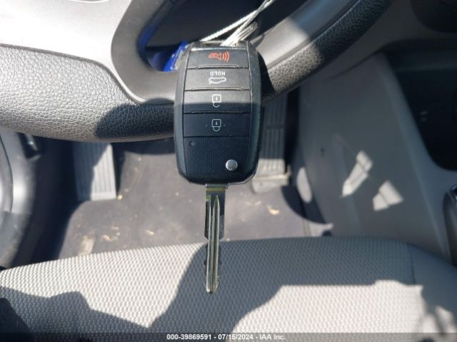 3KPFK4A74HE026420 KIA FORTE LX