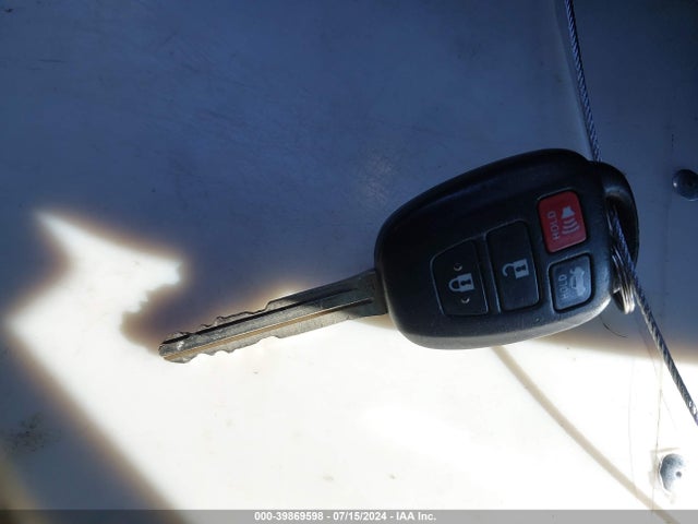 Toyota COROLLA LE 2018 2T1BURHE2JC069930 Image 11