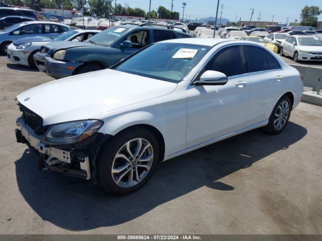 55SWF4JB6HU216348 Mercedes-Benz C 300 Luxury/sport