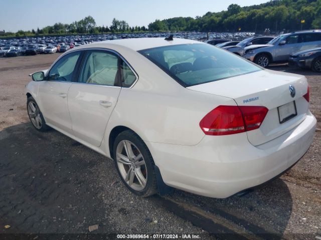 1VWBS7A36EC027033 Volkswagen Passat 1.8t Se