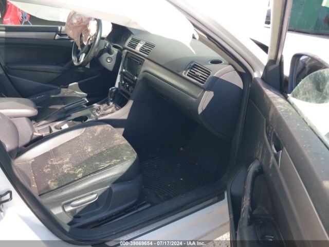 1VWBS7A36EC027033 Volkswagen Passat 1.8t Se
