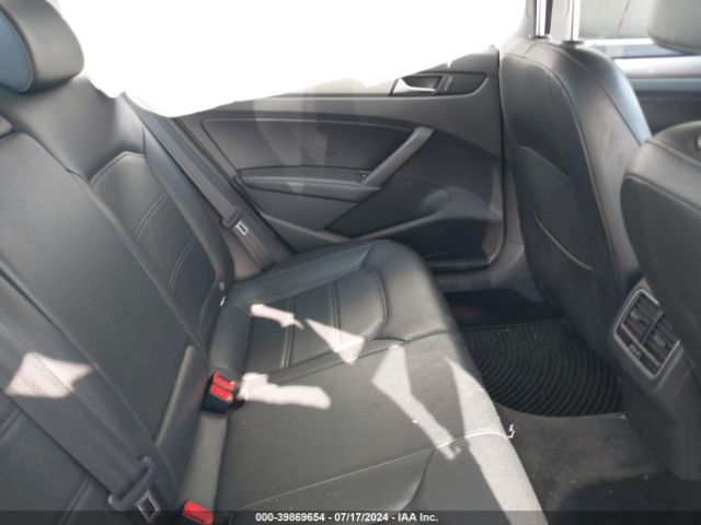 1VWBS7A36EC027033 Volkswagen Passat 1.8t Se