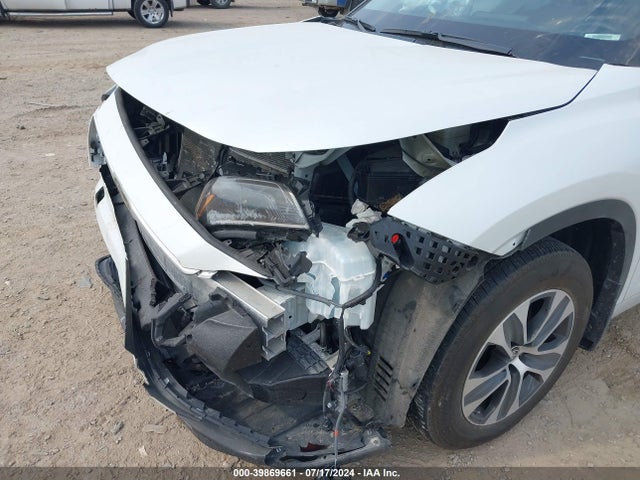 Toyota Highlander Xle 2022 5TDGZRBH2NS237718 Image 6