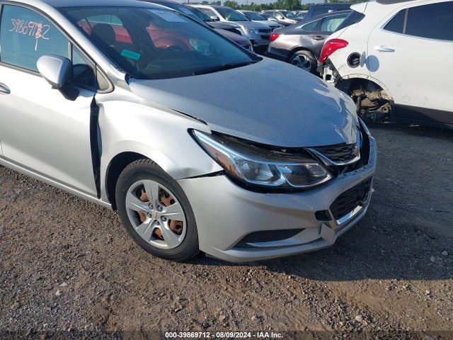 Chevrolet Cruze Ls Auto 2017 1G1BC5SMXH7134118 Image 12