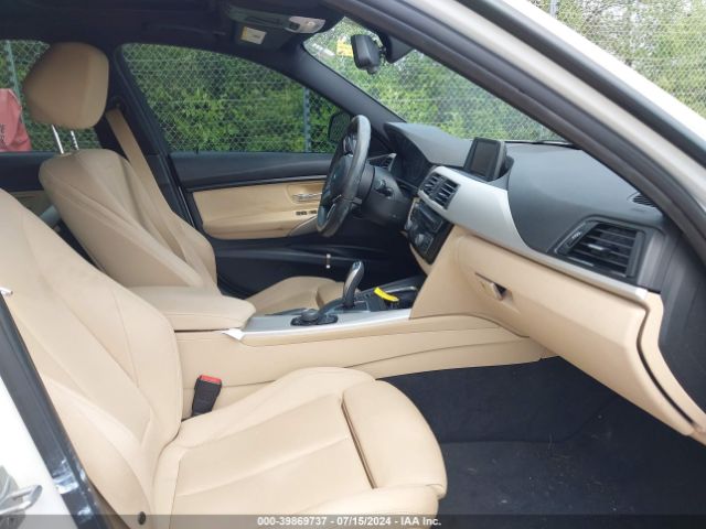 WBA8E5G35HNU44259 BMW 320i Xdrive