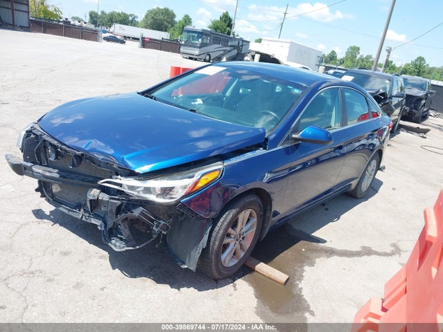Hyundai SONATA SE 2015 5NPE24AF1FH160393 Image 2