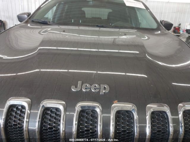 1C4PJMCS3GW215217 Jeep Cherokee Latitude