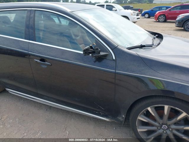 YV140MEB2F1187211 Volvo V60 T5 Premier
