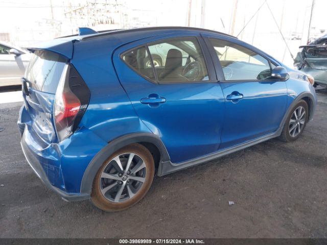 JTDKDTB35J1606377 Toyota Prius C One