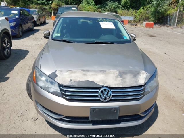 1VWAT7A37FC038052 Volkswagen Passat 1.8t Wolfsburg Edition