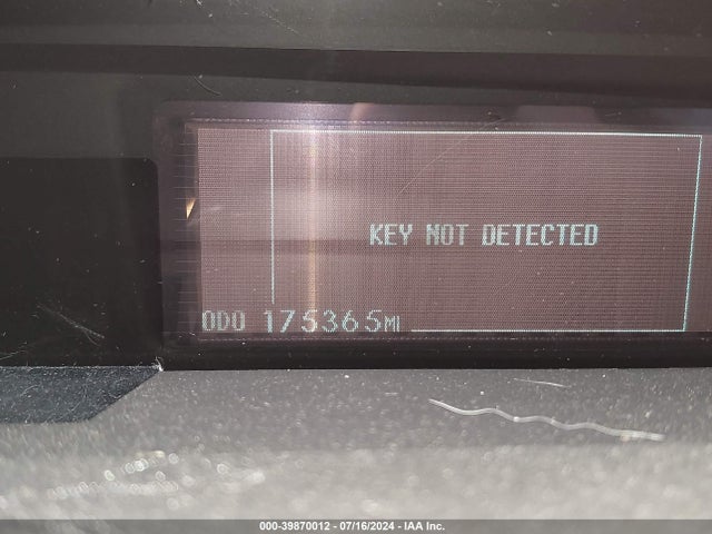 JTDKN3DUXE0389844 Toyota Prius Three