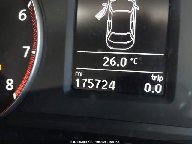 1VWBS7A32FC007170 Volkswagen Passat 1.8t Se