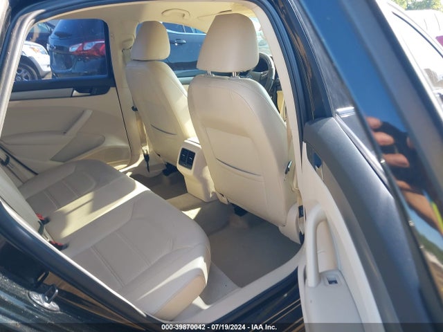 1VWBS7A32FC007170 Volkswagen Passat 1.8t Se