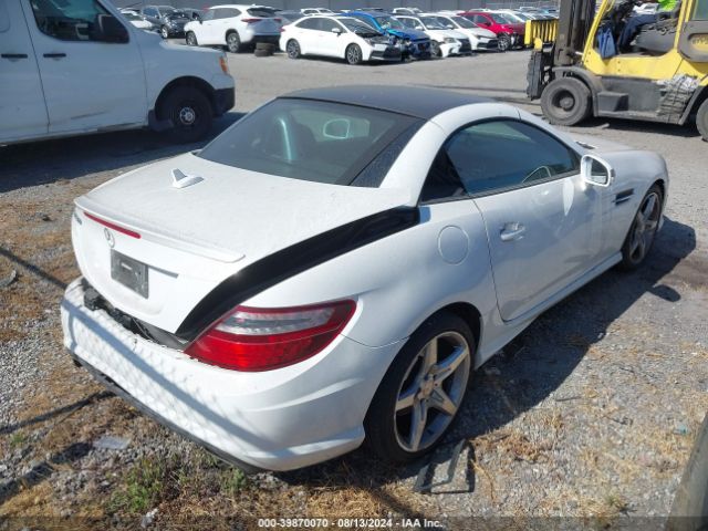 WDDPK5HA1GF117425 Mercedes-Benz SLK 350