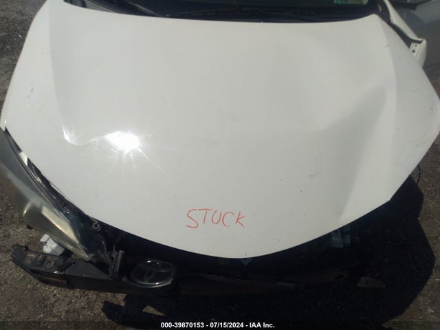 Toyota COROLLA LE 2019 2T1BURHEXKC226301 Image 10