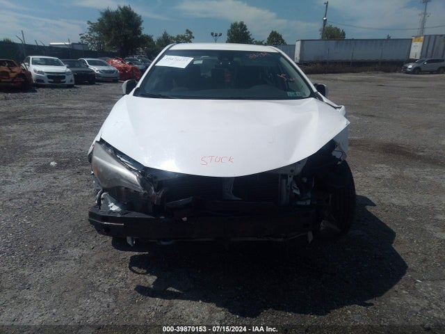 Toyota COROLLA LE 2019 2T1BURHEXKC226301 Image 12