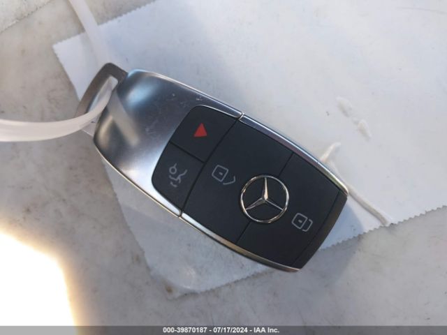 W1N0G8EB5NV343023 Mercedes-Benz Glc 300 4matic Suv