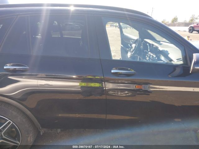 W1N0G8EB5NV343023 Mercedes-Benz Glc 300 4matic Suv