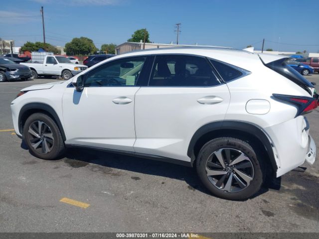 JTJYARBZ0J2104748 Lexus NX 300