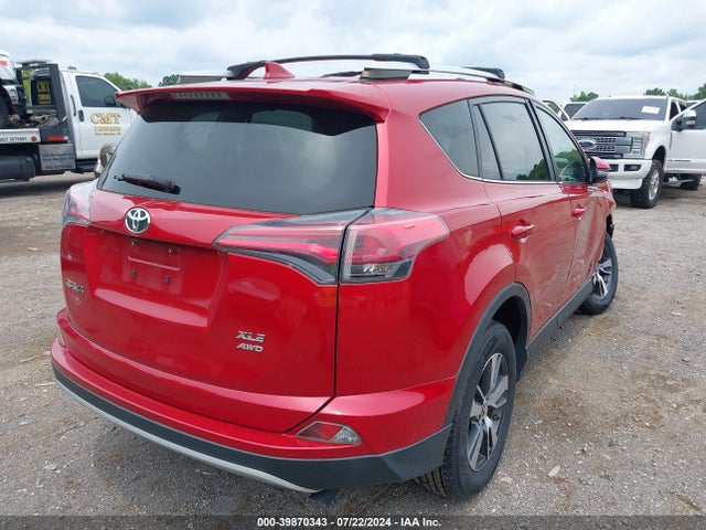 Toyota Rav4 Xle 2016 JTMRFREV3GJ102458 Image 4