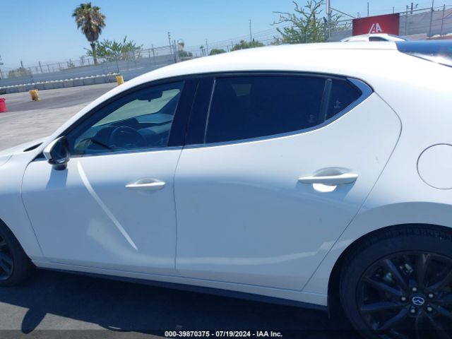 JM1BPANM0K1137586 Mazda Mazda3 Premium Package