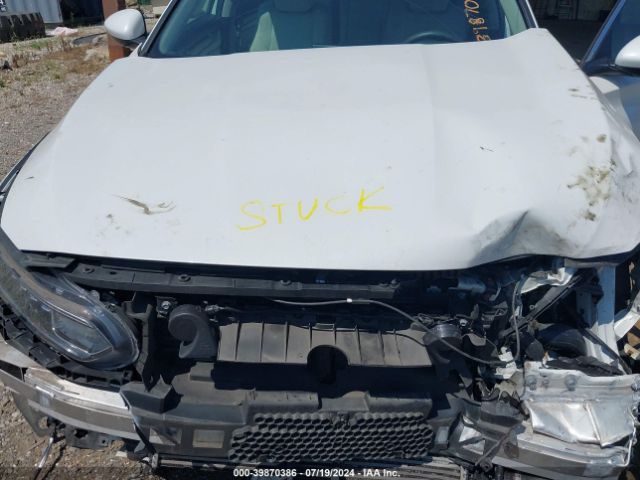 1HGCV1F45JA015119 Honda ACCORD EX