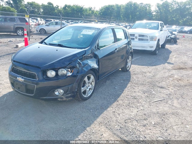 Chevrolet Sonic Ltz Auto 2015 1G1JE6SB3F4144465 Image 2