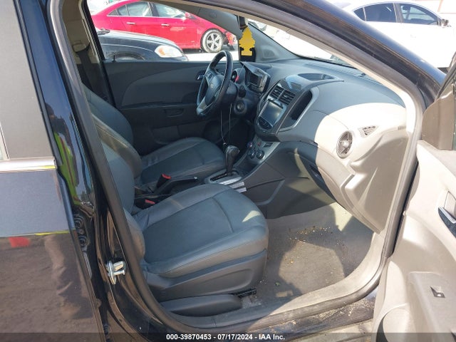 Chevrolet Sonic Ltz Auto 2015 1G1JE6SB3F4144465 Image 5