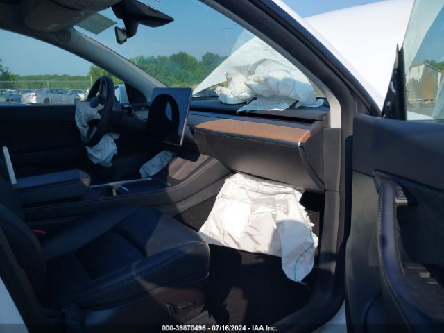 2022 TESLA MODEL Y 7SAYGAEE2NF377448 Photo 4