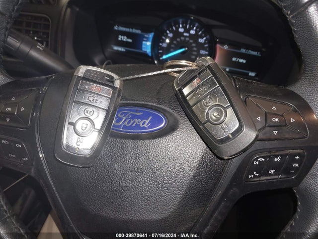 Ford EXPLORER XLT 2018 1FM5K8DH7JGC29889 Image 11