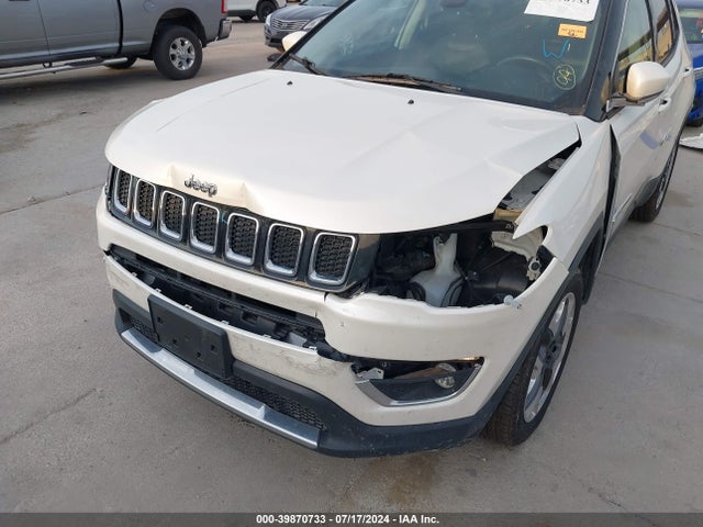 3C4NJDCBXJT212044 Jeep Compass Limited 4x4
