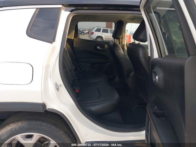 3C4NJDCBXJT212044 Jeep Compass Limited 4x4