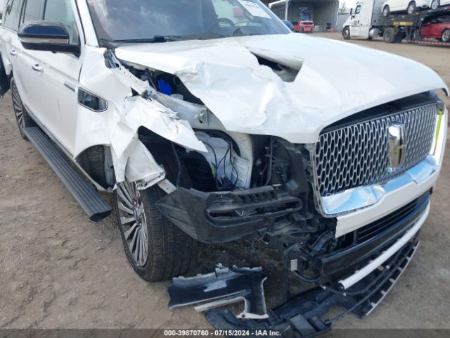 5LMJJ3LT2JEL13816 Lincoln Navigator L Reserve